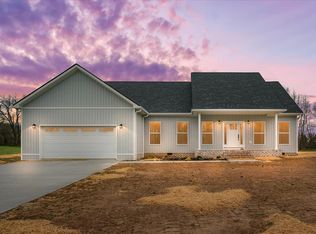 205 Red Oak Ln, Monroe, TN 38573