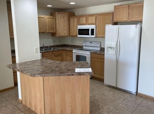 700 Angel Ct APT 214, Holmen, WI 54636
