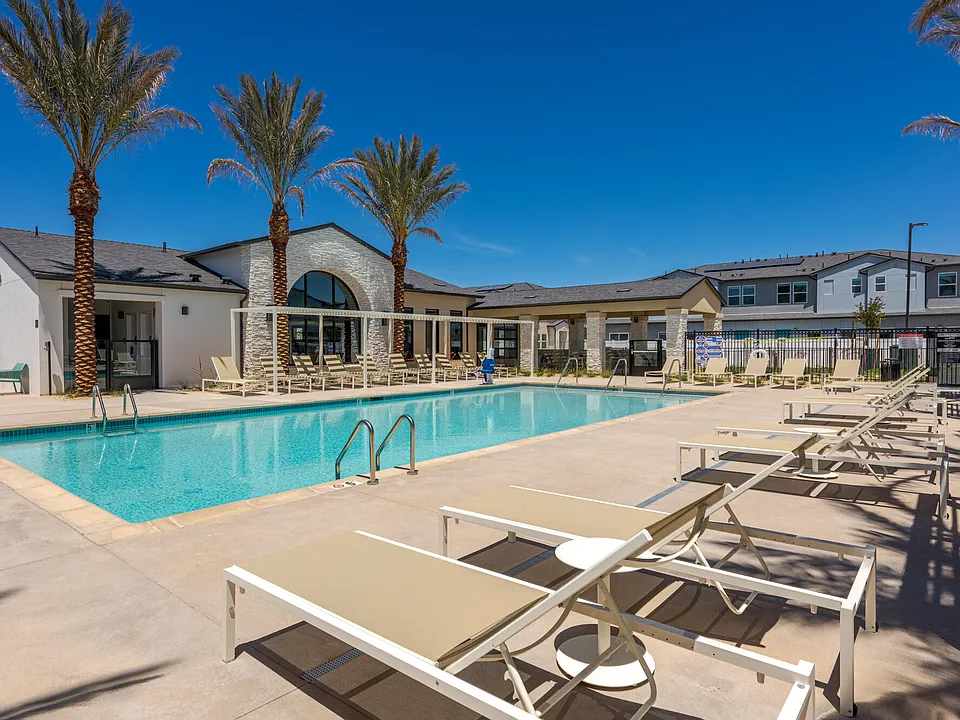 Desert Meadows Townhomes