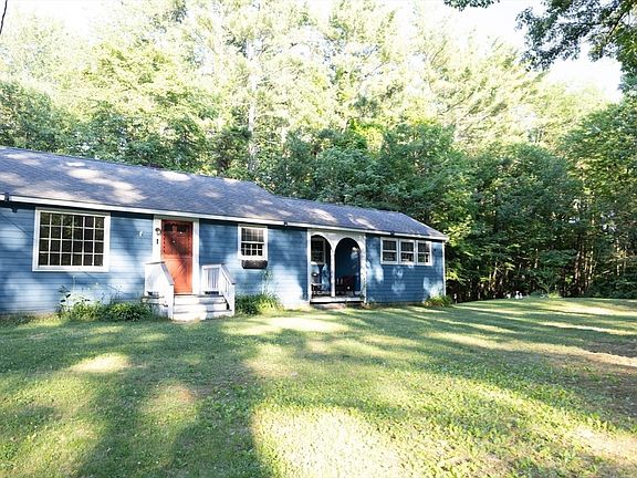 3rd image of 203 Wallace Hill Rd