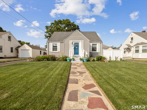 23 Rowe Street, East Haven, CT 06512