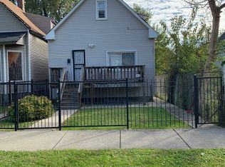 6655 S Hartwell Ave, Chicago, IL 60637