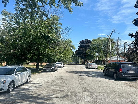 4th image of 14418 S State St