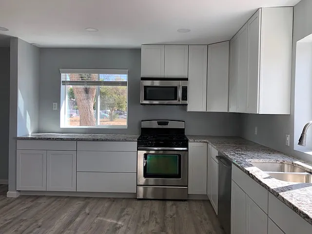 2 bed, 1450 sqft, $2,375 — Photo 2