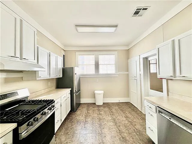 2011 General Pershing St #2A — Photo 11