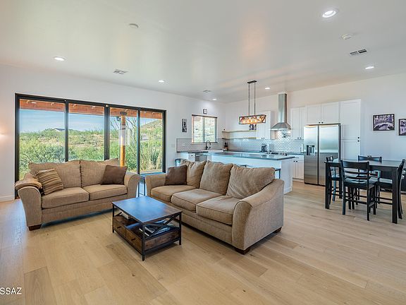 5th image of 11261 E Camino Aurelia