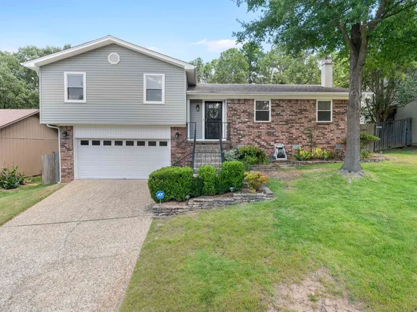 13316 Pleasant Forest Dr, Little Rock, AR 72212