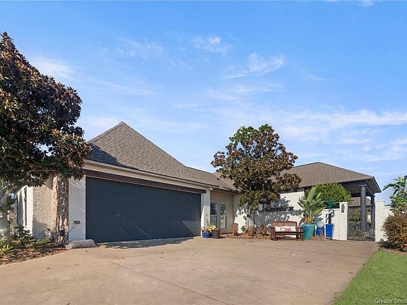 3rd image of 6141 W Azalea Dr