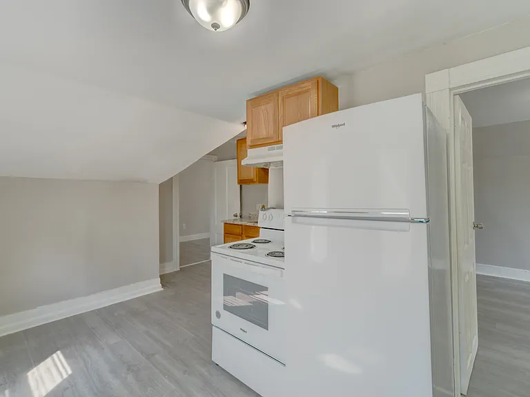 280 Lombard St #3 — Photo 14