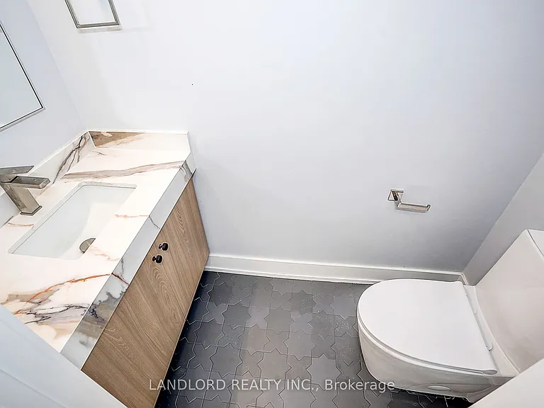 1146 Broadview Ave #1 — Photo 29
