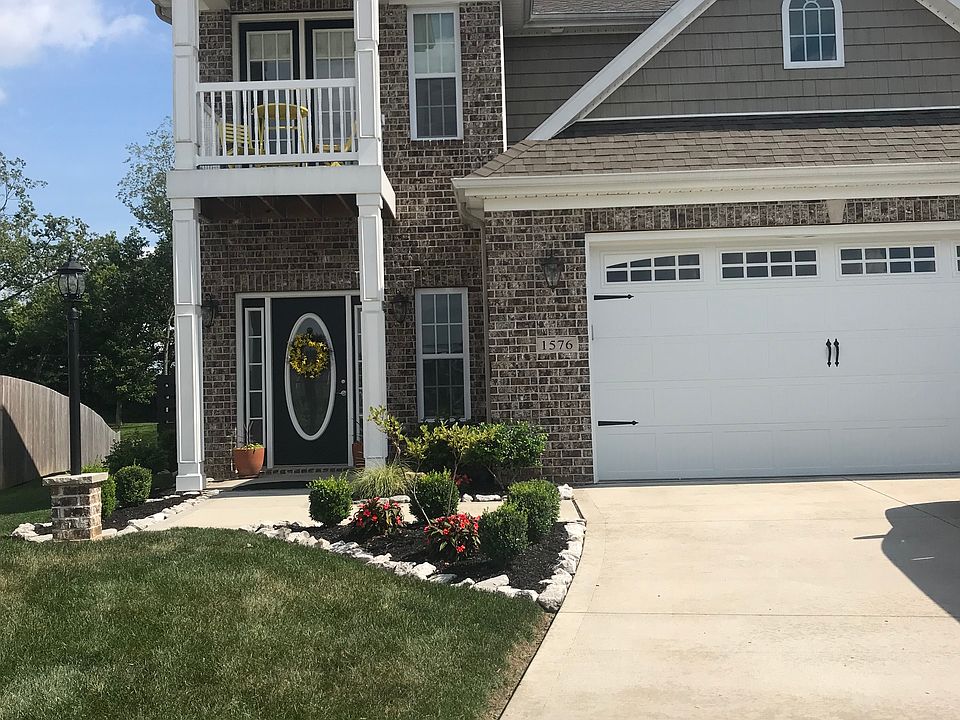 Extended garage and Balcony 