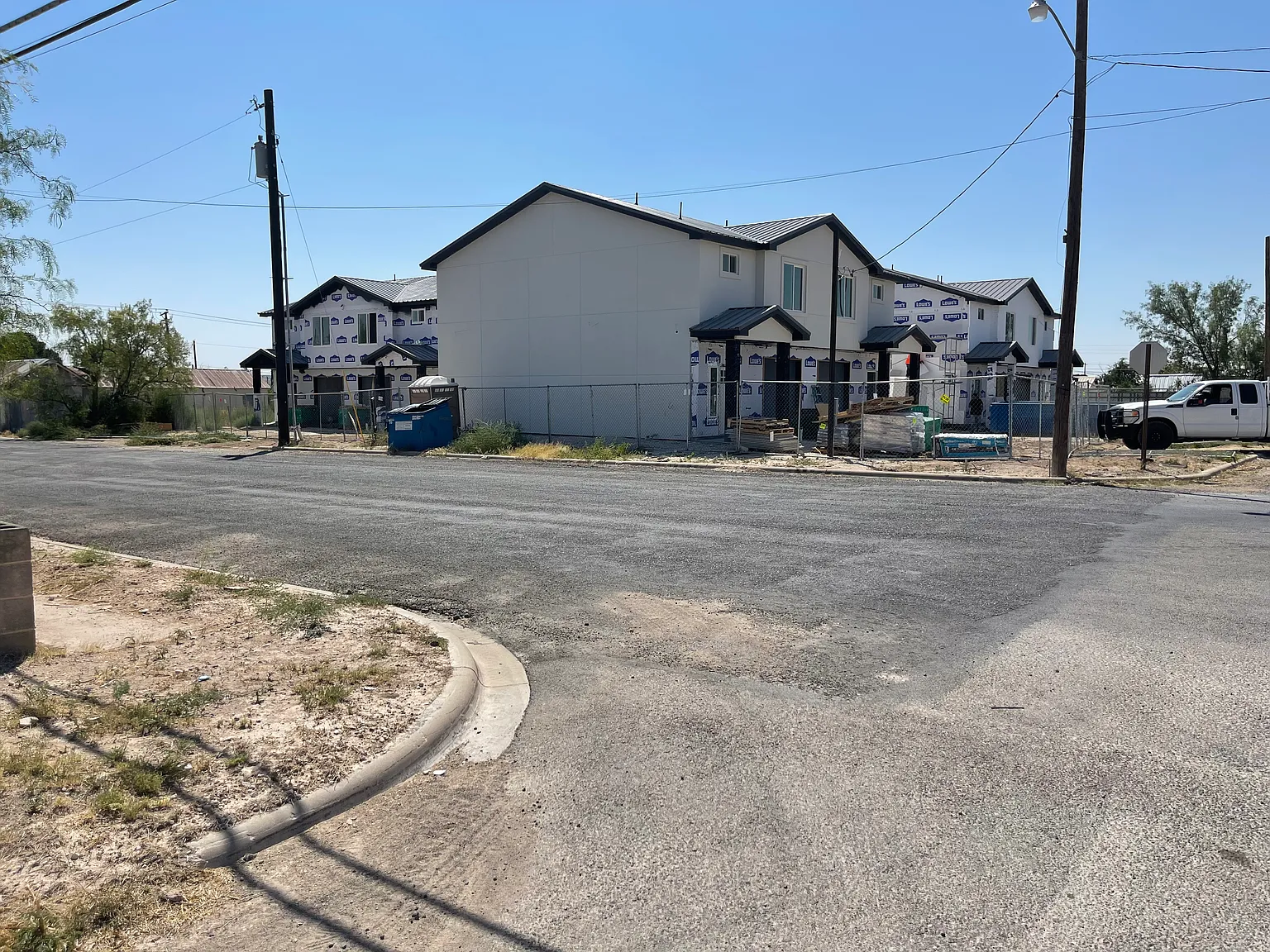 110 N Valentine St — Photo 2