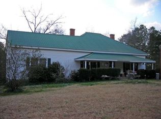 3264 Union Point Rd, Union Point, GA 30669