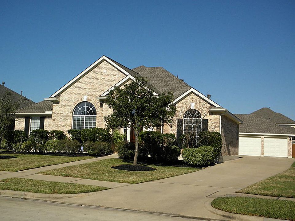 1st image of 22518 Two Lakes Dr