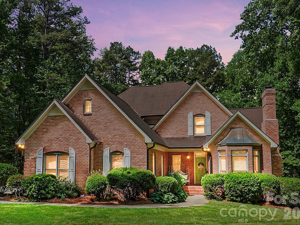 1st image of 1732 Lake Lee Dr #25