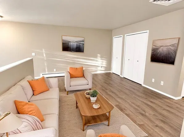 193 S Empress Dr #197, Pueblo, CO 81007