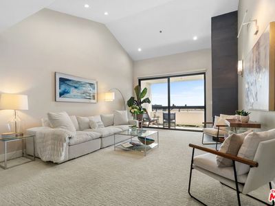 2142 Century Park Ln APT 411, Los Angeles, CA, 90067