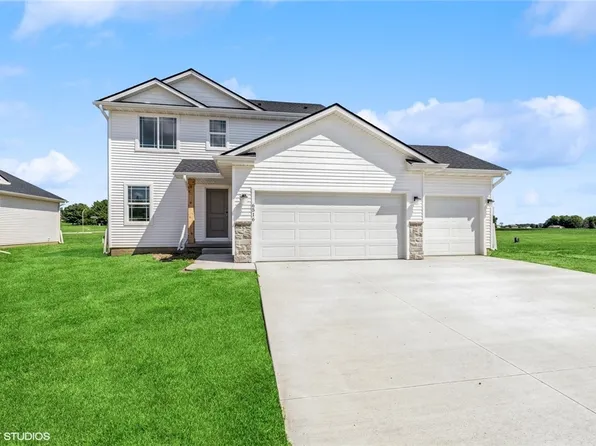 6516 NE Caroline Ave, Pleasant Hill, IA 50327