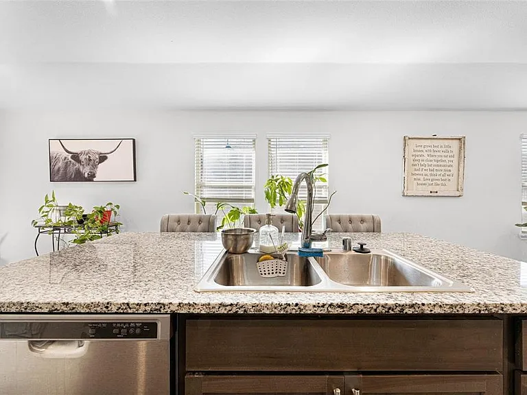 2104 Puma St — Photo 14