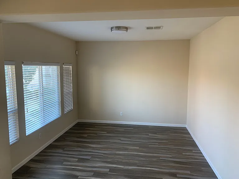 13558 Deluvina Ct — Photo 28