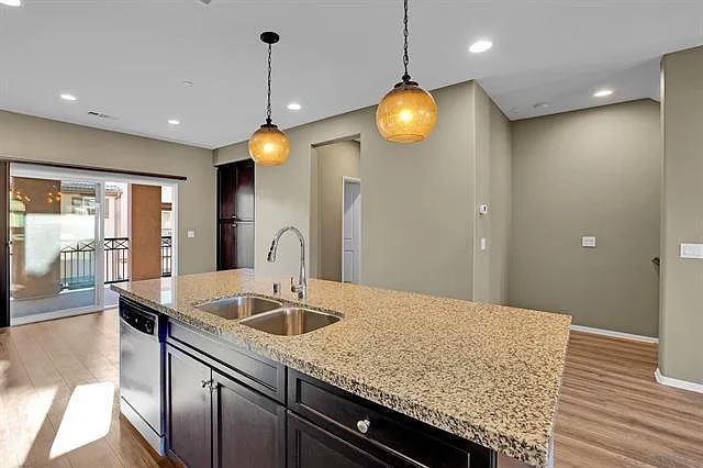 476 Prosperity Dr — Photo 8