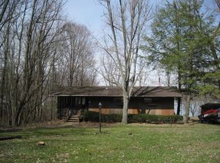 9613 Lakewood Dr NE, Mineral City, OH