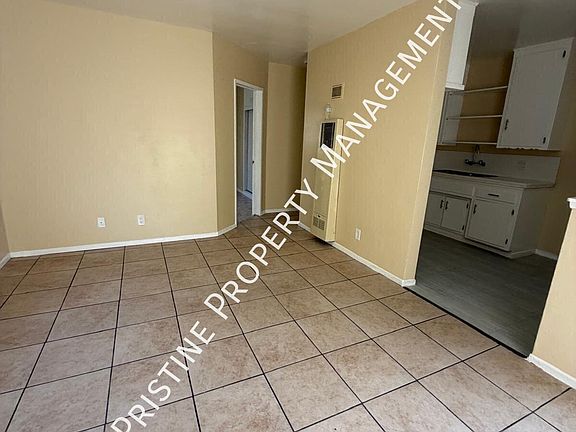 3rd image of 3421 Walnut St #A