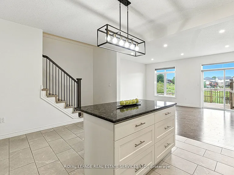 22 Marshall Dr #8 — Photo 12
