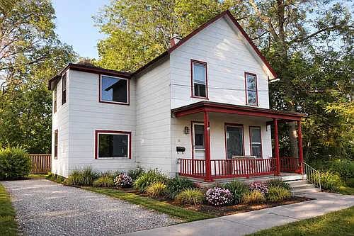 31 Marble Ave Photo 1