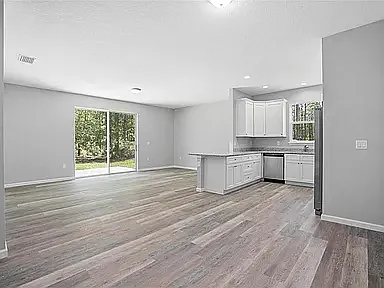 4253 Fruitwood Ave — Photo 6