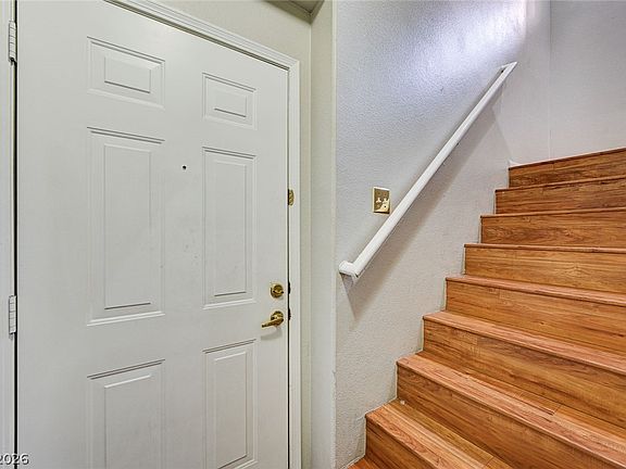 5th image of 1604 Cardinal Bluff Dr Unit 202