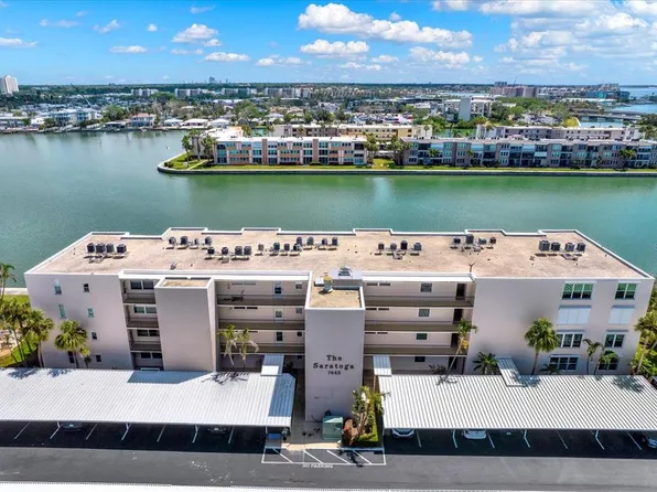 7645 Sun Island Dr S APT 204, South Pasadena, FL 33707