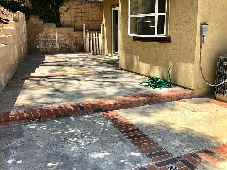 Goldenview Dr — Photo 11