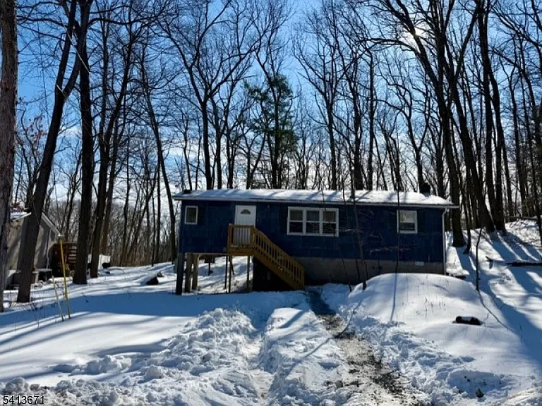 56 Appleseed Rd — Photo 4