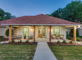 375 Briarwood Ln, Aledo, TX 76008