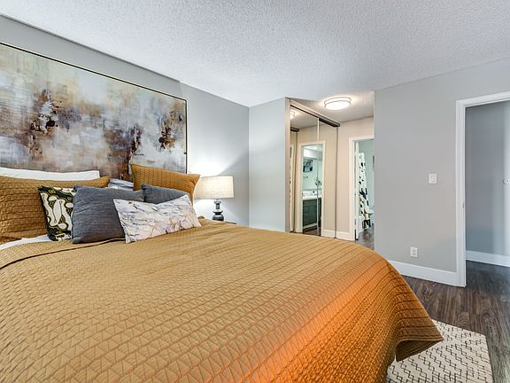 3rd image of 209 S Westmoreland Ave #4-206