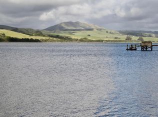 16 Pine Hill Dr, Inverness, CA 94937