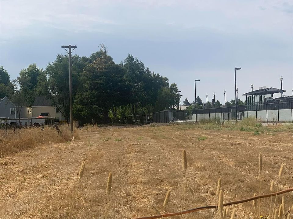 1st image of 982 E Cotati Ave