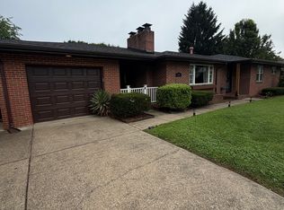 601 45th St SE, Charleston, WV 25304