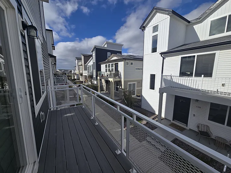 5772 Tramore Ct — Photo 11