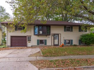 1217 Searle Dr, Normal, IL 61761