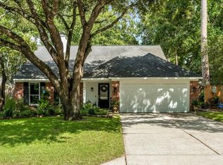 199 Sandpebble Dr, Spring, TX 77381