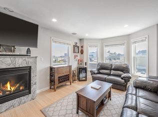 366 W 2nd St UNIT 6, South Boston, MA 02127