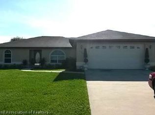 833 Winston Dr, Sebring, FL 33870