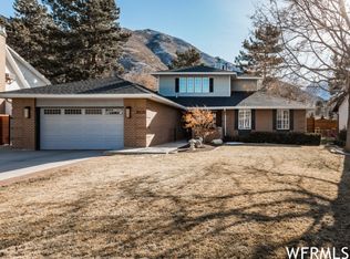 7609 S Country Manor Rd, Cottonwood Heights, UT 84121