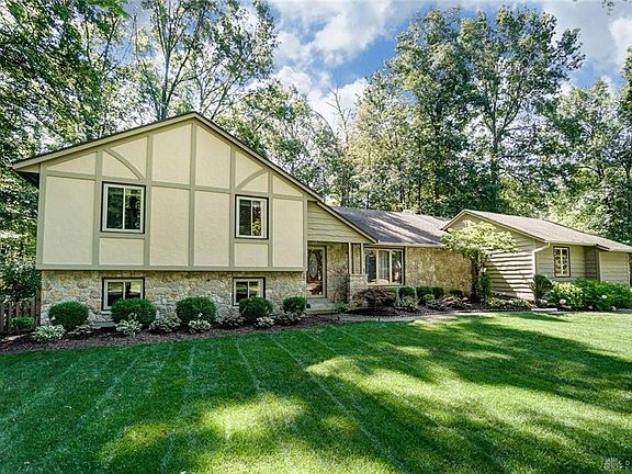 2nd image of 2895 Broken Woods Dr