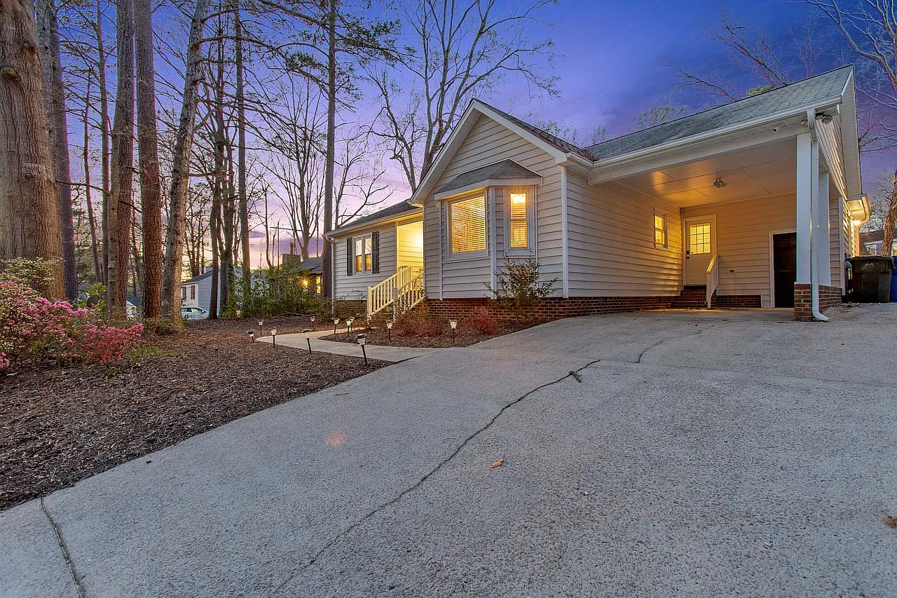 3 bed, 1609 sqft, $3,500 — Photo 2