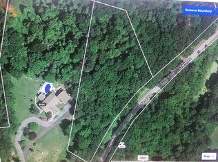 Farrell Rd, Troy, NY 12180