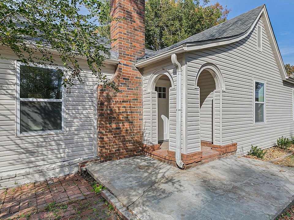 1499 Riverside Dr, Jackson, TN 38301 Zillow