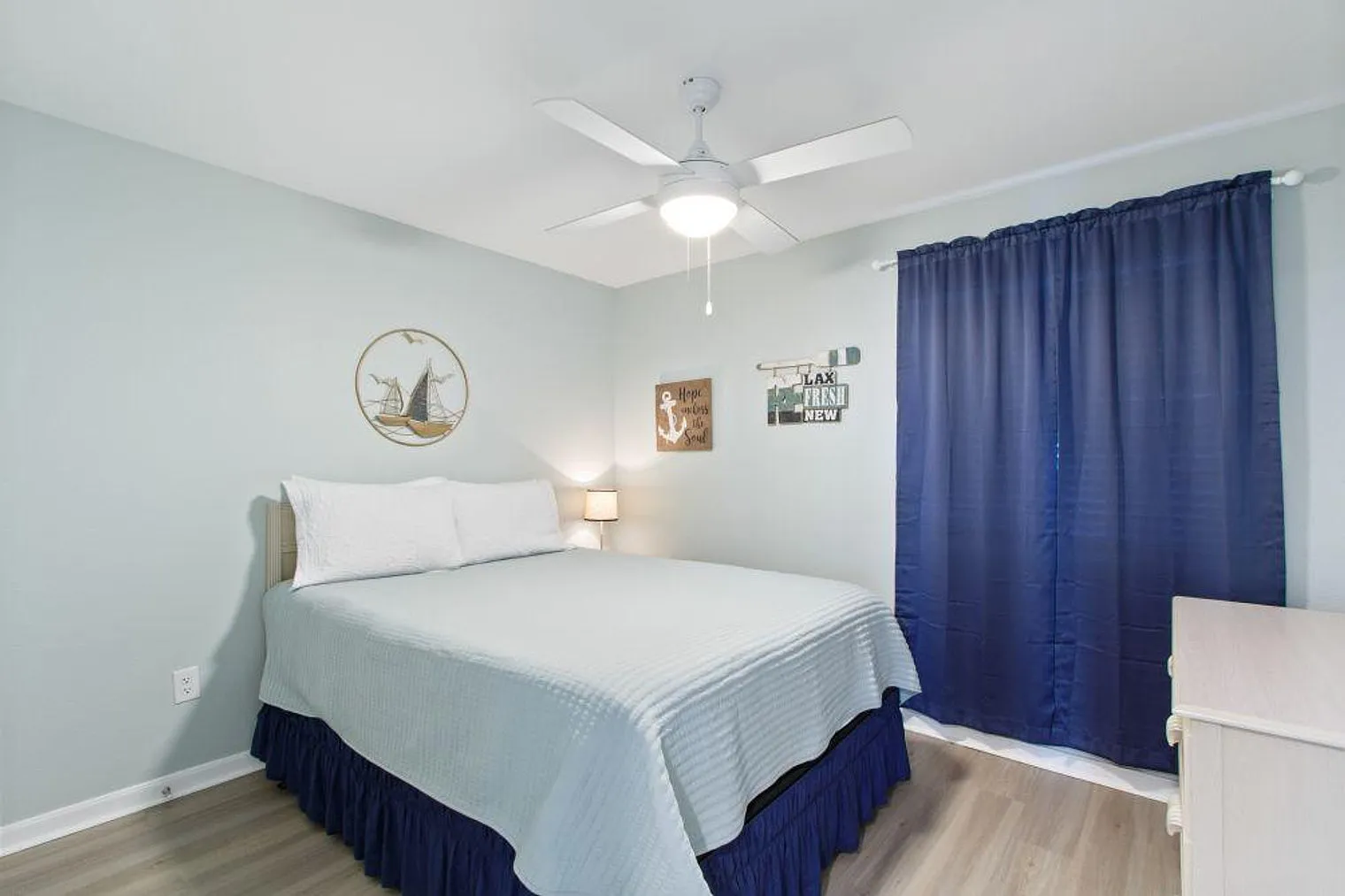 2 bed, 2.0 bath, 775 sqft, $3,315 — Photo 4